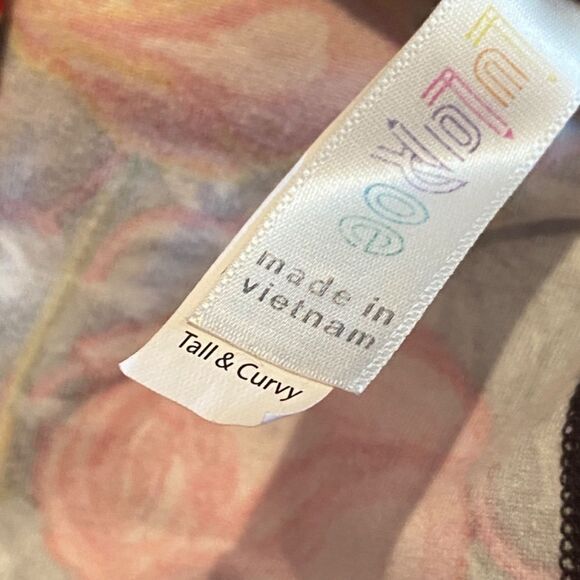 1086 LuLaRoe Size T & C Leggings Black and Pink Giant Rose Print New - Picture 3 of 4